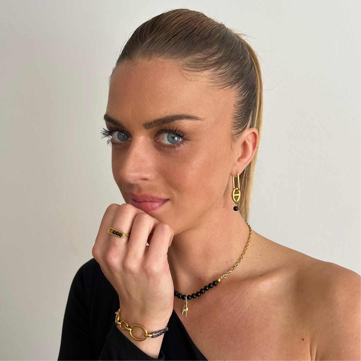 Boucles d'Oreilles Onyx Alison