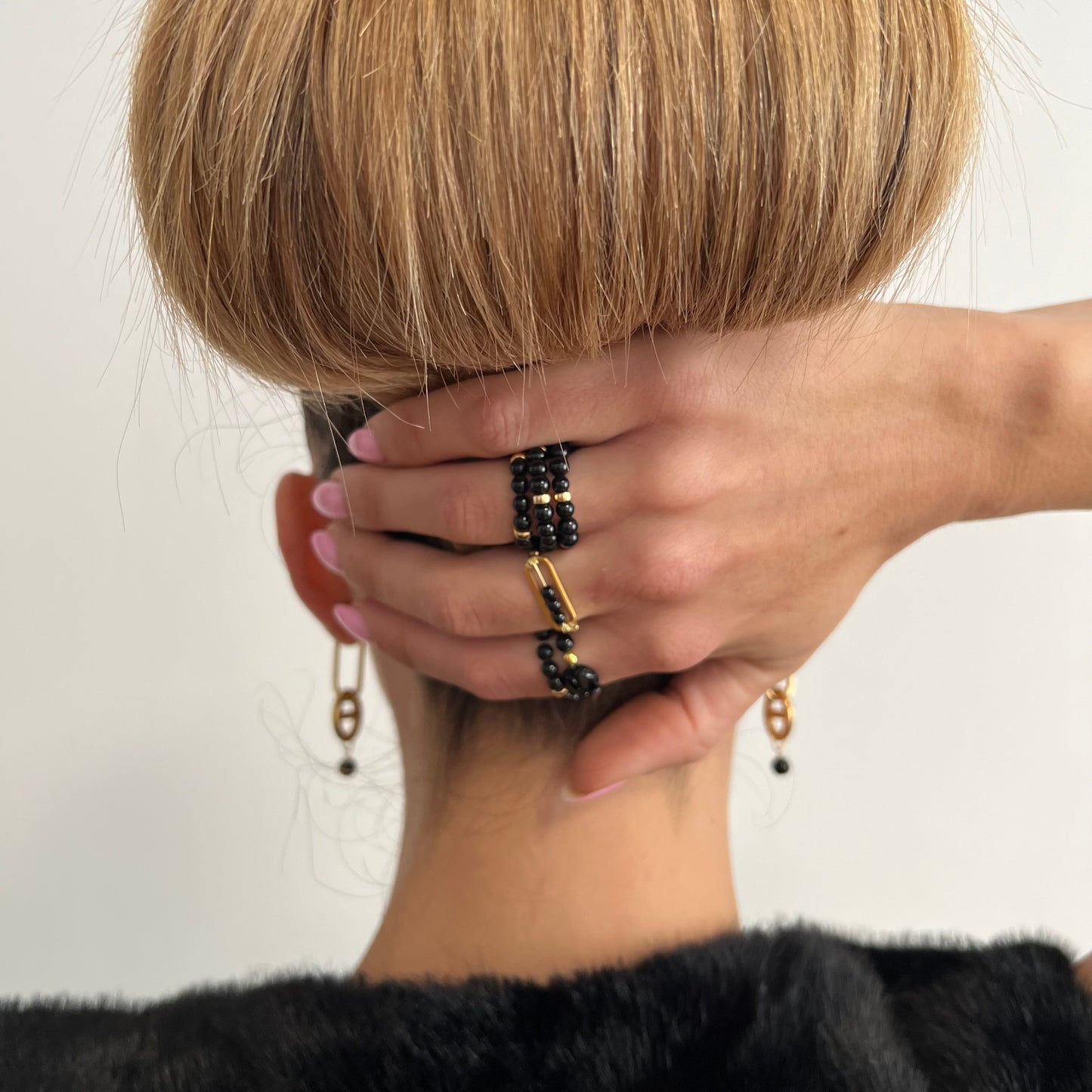 Bague Déa - perles d'Onyx