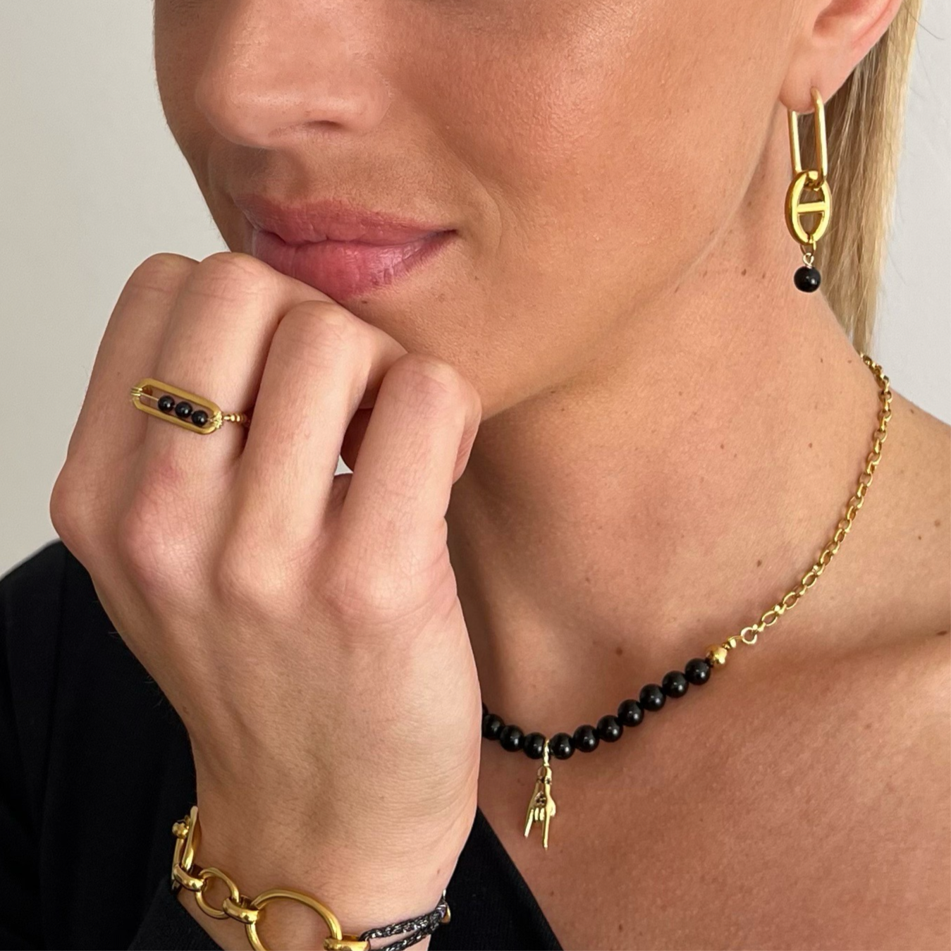 Boucles d'Oreilles Onyx Alison