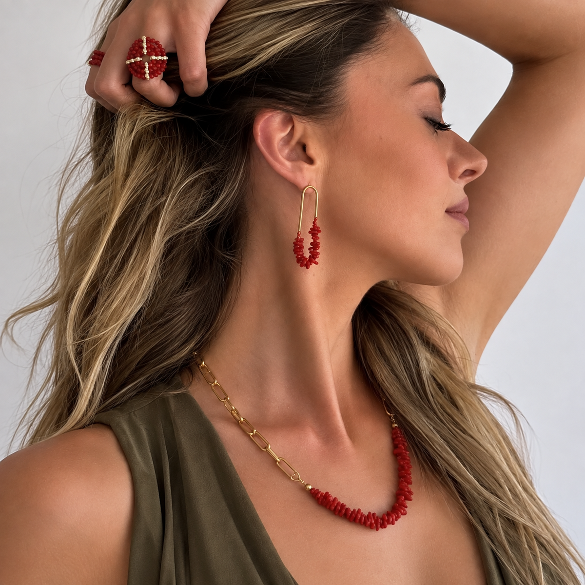 Gina Coral Chip Necklace