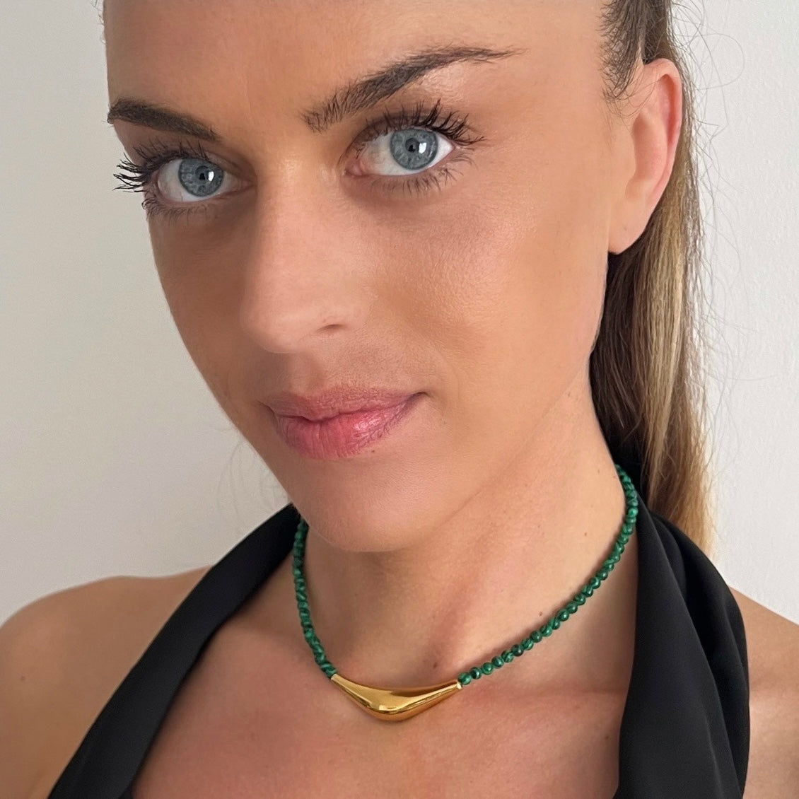 Collier en perles d’Onyx Roxanne