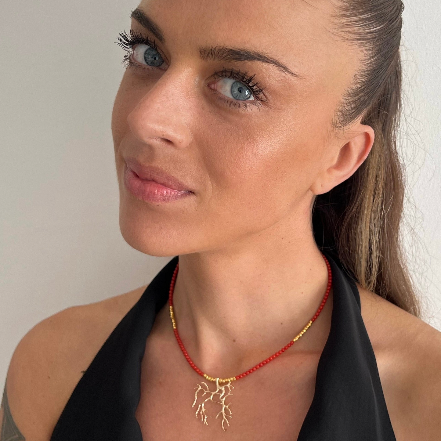 Collier en perles de Corail Serena