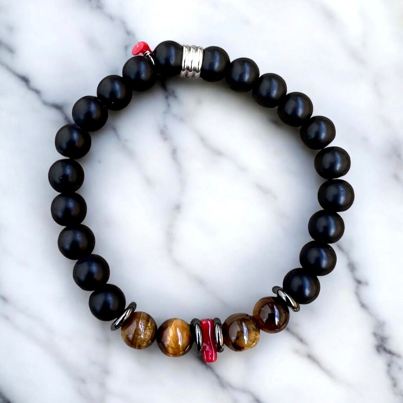 Bracelet Omu en perles d’Onyx et d’œil de Tigre