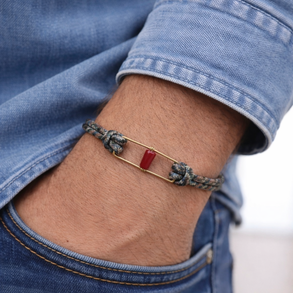 Vito Bracelet – Paracord & Red Coral