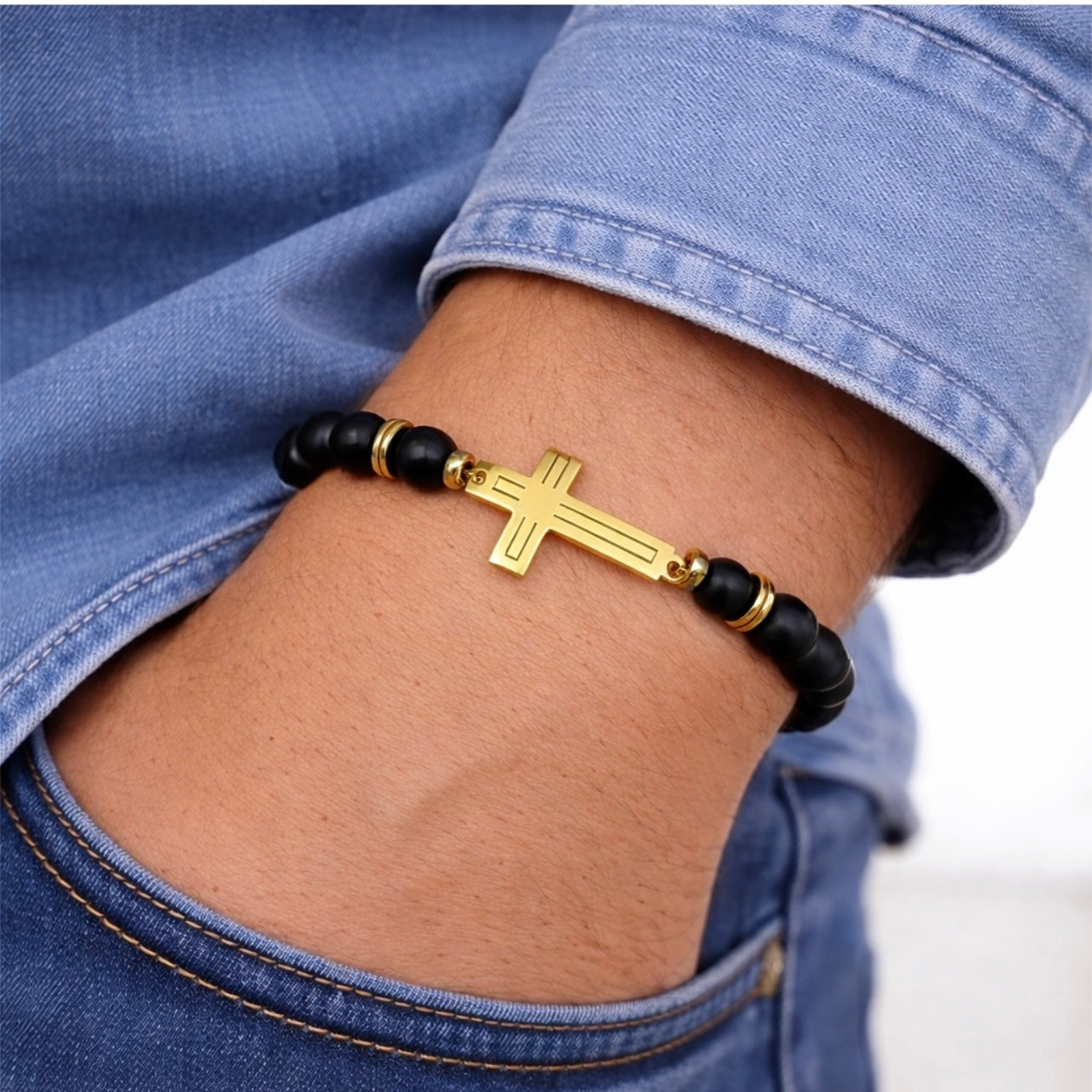 Matteo Gold Bracelet – Black Agate & Cross