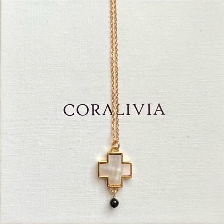 Elora Onyx