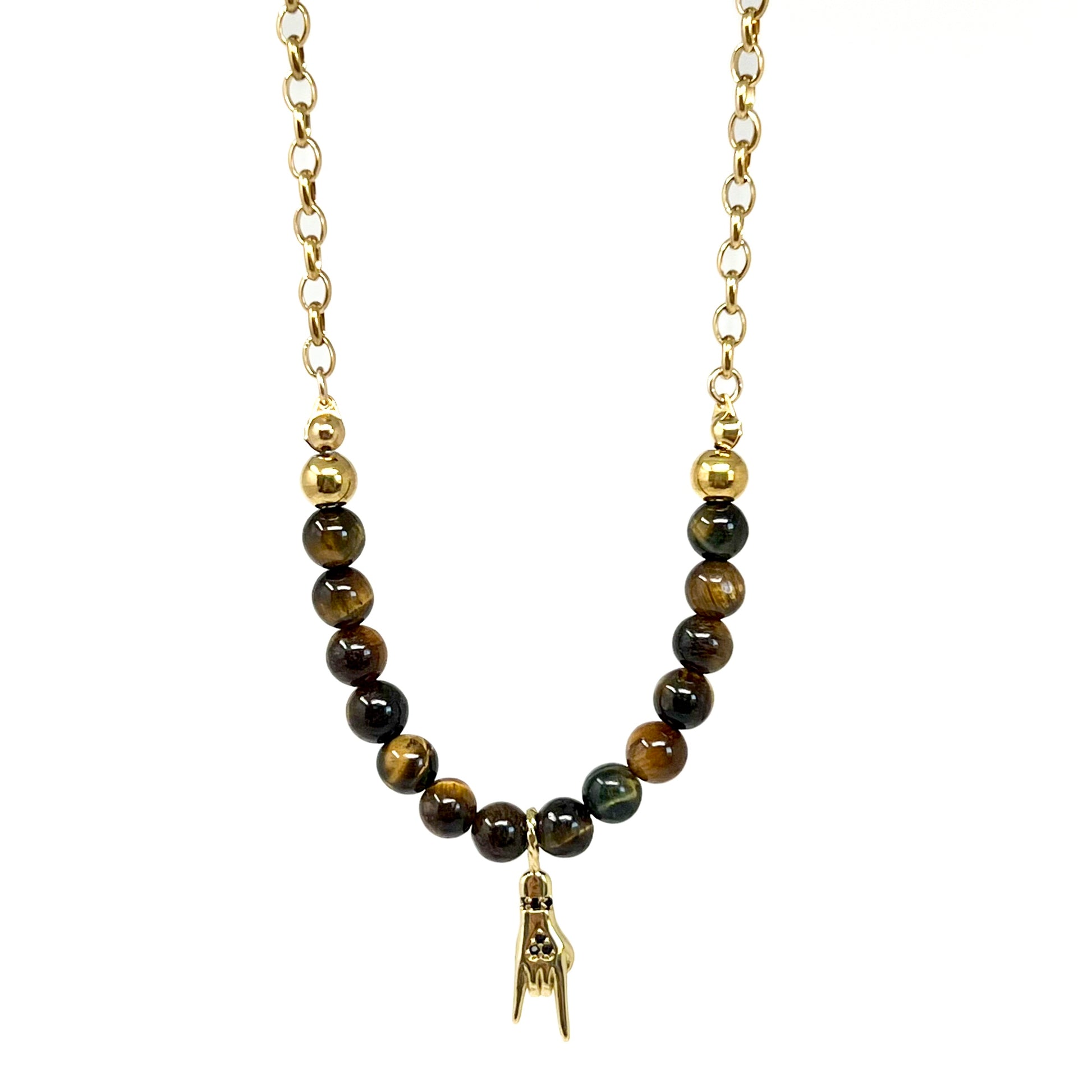 Collier femme Carla en Œil de Tigre avec son pendentif main à cornes en acier inoxydable doré, fait main en Corse